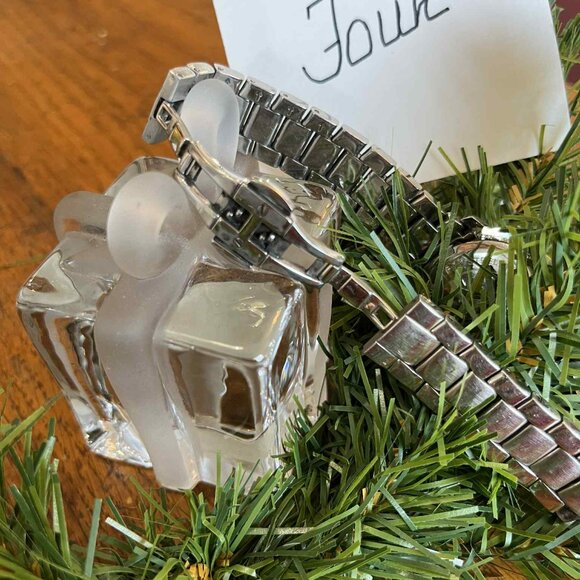 MICHAEL KORS WATCH WITH RHINESTIONES - Picture 3 of 3